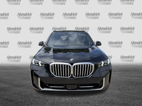 Used 2026 BMW X5 sDrive40i w/ Premium Package image 3