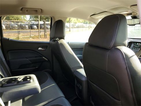 Used 2017 Chevrolet Colorado Z71 image 28