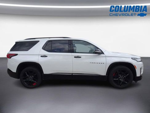 Used 2023 Chevrolet Traverse Premier w/ Redline Edition FWD image 2