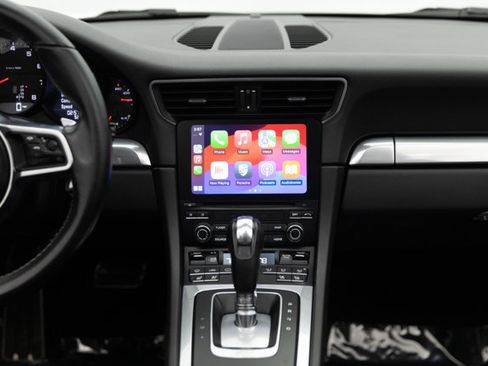 Used 2017 Porsche 911 Carrera 4 image 82