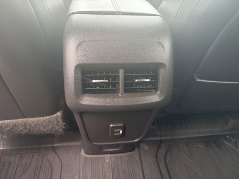 Used 2022 GMC Terrain AT4 w/ Infotainment Package II image 25