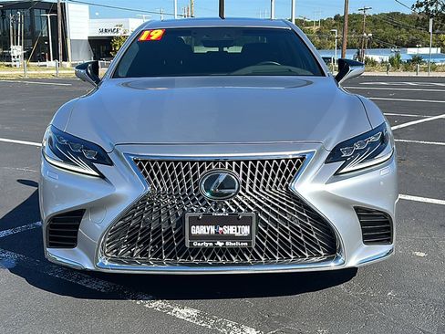 Used 2019 Lexus LS 500 image 11