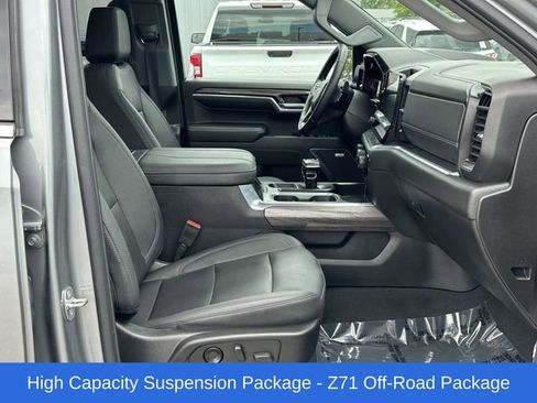 Used 2024 Chevrolet Silverado 1500 LTZ w/ LTZ Premium Package AWD/4WD image 18