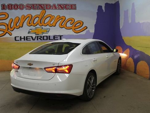 Used 2023 Chevrolet Malibu LT w/ Driver Confidence Package FWD image 8