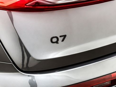 Used 2025 Audi Q7 3.0T Premium Plus w/ Premium Plus Package image 10