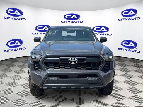 Used 2024 Toyota Tacoma 4x4 Double Cab image 8