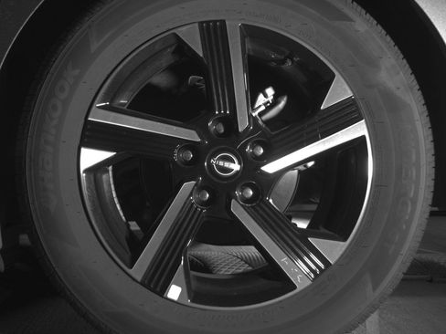 Used 2025 Nissan Sentra SV image 14