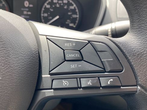 Used 2025 Nissan Altima 2.5 S FWD image 18