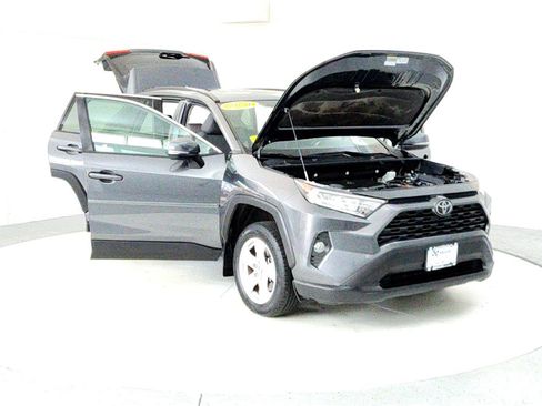Certified 2021 Toyota RAV4 XLE image 9