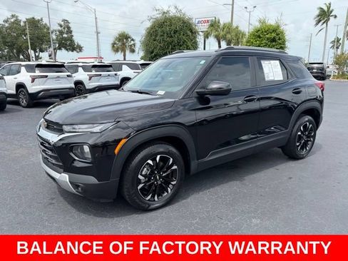 Used 2023 Chevrolet TrailBlazer LT FWD image 3