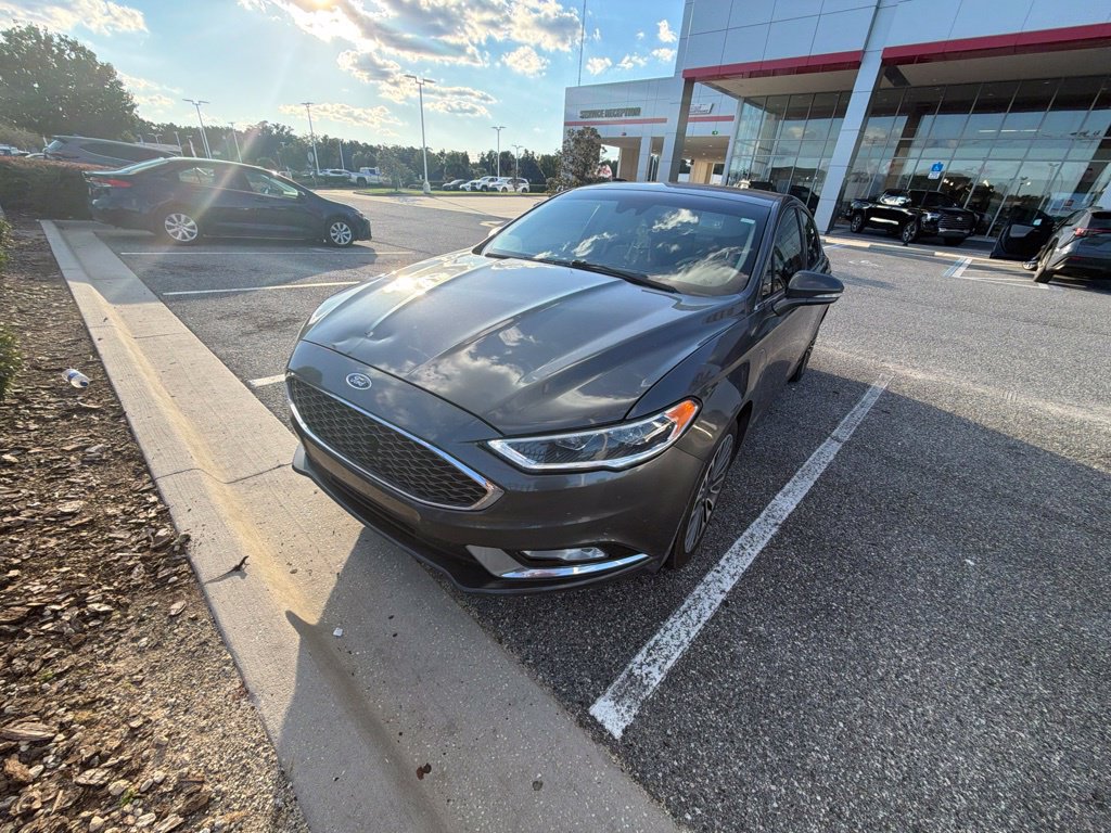 Used 2017 Ford Fusion Energi Platinum FWD image 1