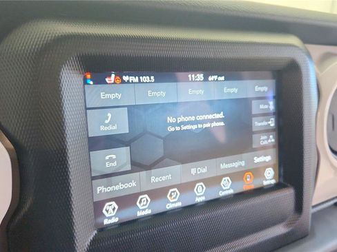Used 2022 Jeep Gladiator Sport AWD/4WD image 28