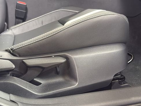 Used 2026 Toyota Camry SE image 22