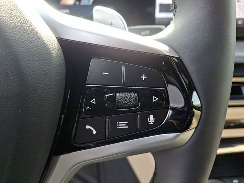 Used 2025 BMW 330i xDrive Sedan w/ M Sport Package image 23