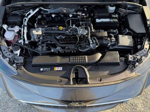 Used 2021 Toyota Corolla XSE image 16