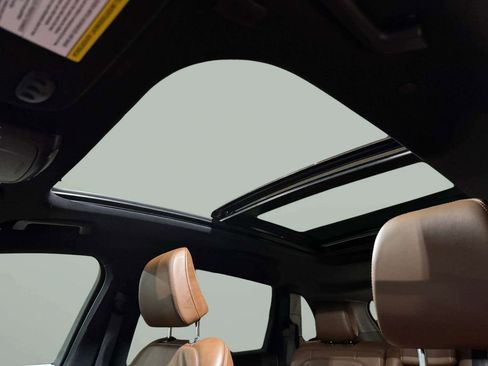 Certified 2023 Lincoln Nautilus Reserve AWD/4WD image 16