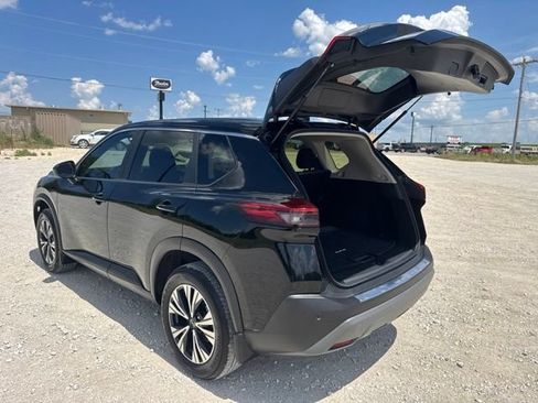 Used 2023 Nissan Rogue SV AWD/4WD image 4