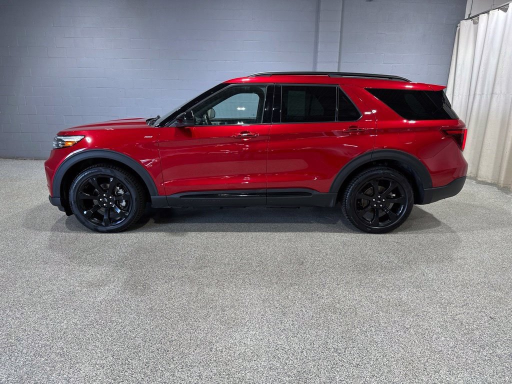 Used 2024 Ford Explorer ST-Line w/ Class IV Trailer Tow Package AWD/4WD image 7
