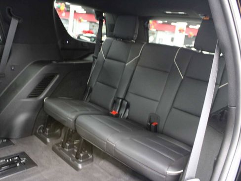 Certified 2024 Cadillac Escalade Sport w/ LPO, ONYX Package image 59