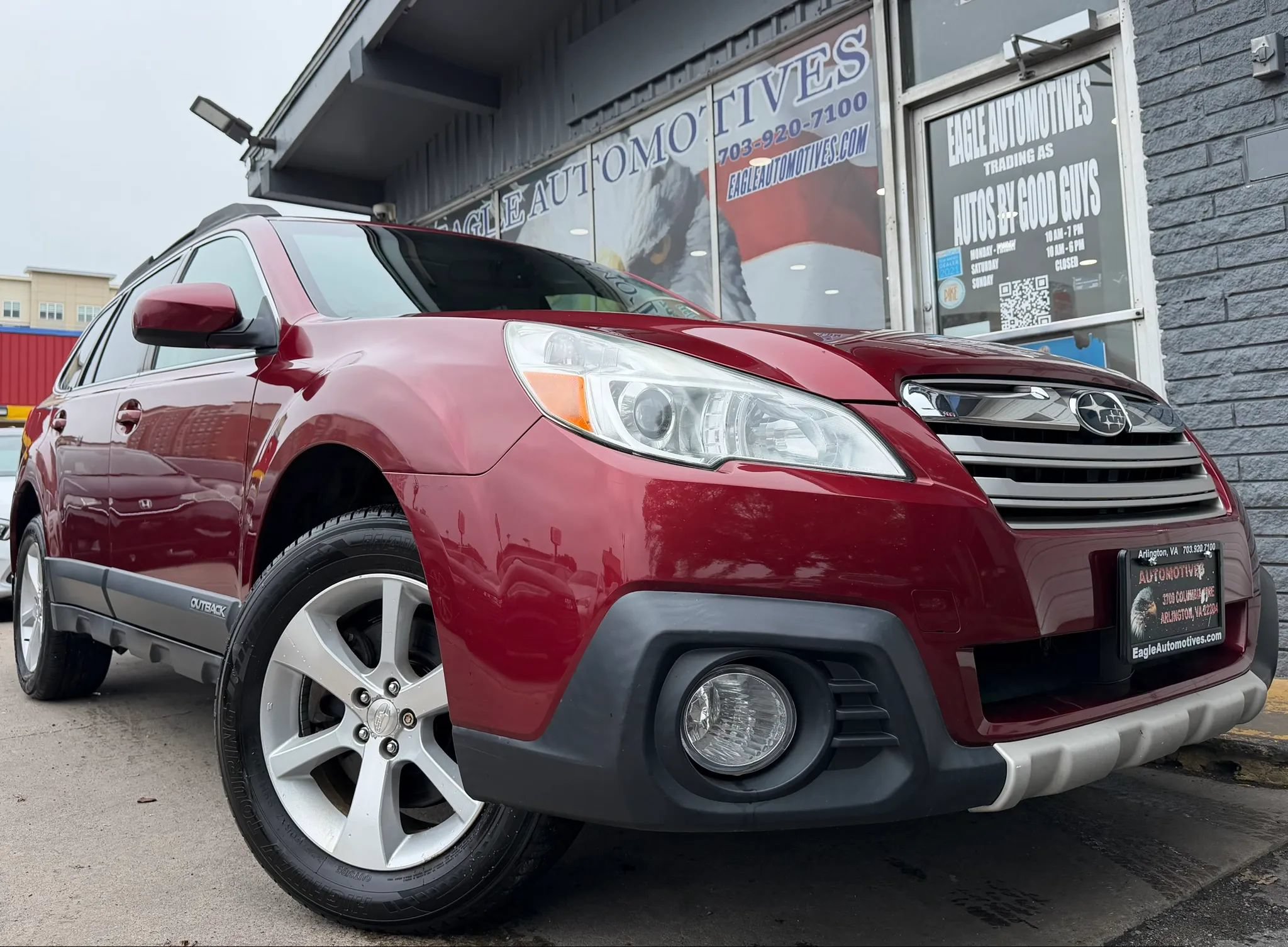 Used 2014 Subaru Outback 3.6R Limited AWD/4WD image 1