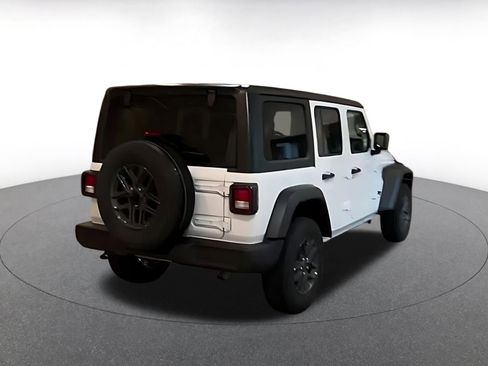 Used 2025 Jeep Wrangler Unlimited Sport AWD/4WD image 12