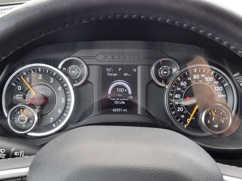 Used 2022 RAM 1500 Big Horn AWD/4WD image 30