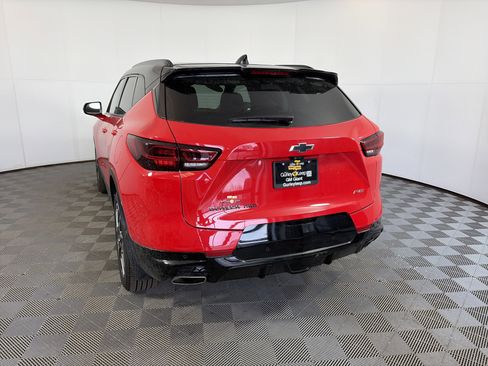 Certified 2024 Chevrolet Blazer RS w/ Driver Confidence II Package image 8