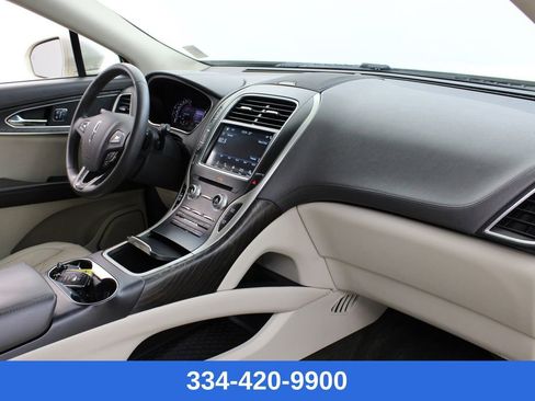 Used 2018 Lincoln MKX Select w/ Select Plus Package image 25