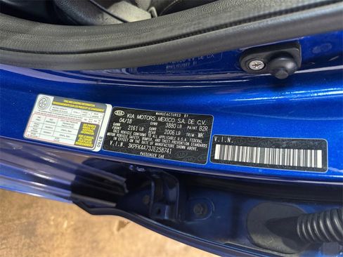 Used 2018 Kia Forte LX image 31