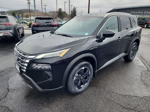 New 2026 Nissan Rogue SV image 4