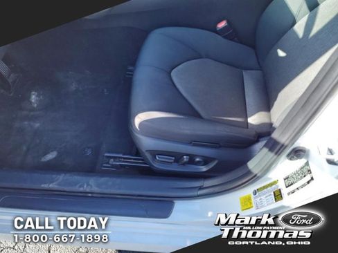 Used 2022 Toyota Camry LE image 8