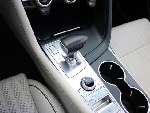 Used 2020 Genesis G70 2.0T Elite image 19