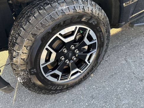 Used 2023 Ford F150 Lightning Pro image 10