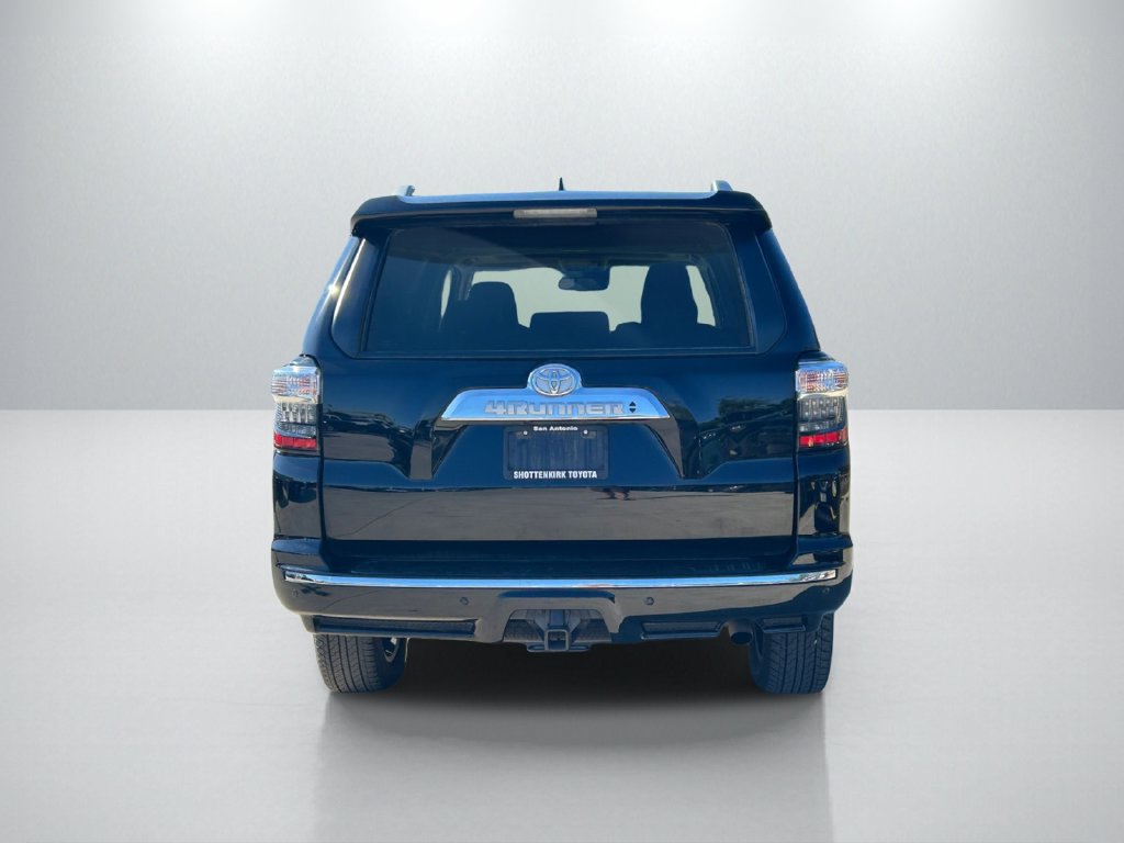 Used 2024 Toyota 4Runner Limited AWD/4WD image 6