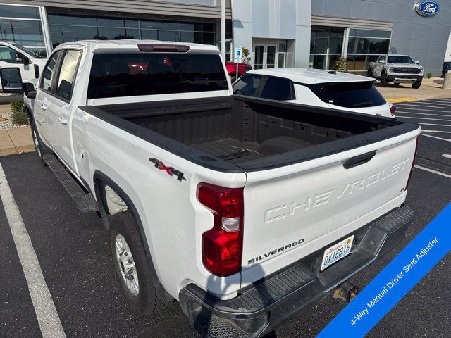 Used 2020 Chevrolet Silverado 2500 LT AWD/4WD image 7