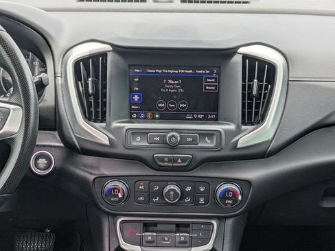 Certified 2024 GMC Terrain SLE w/ Driver Convenience Package FWD image 18
