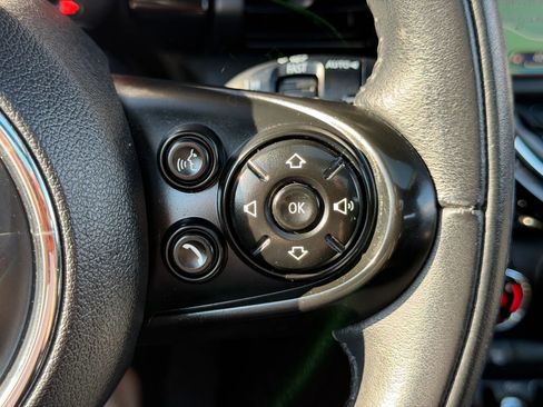 Used 2015 MINI Cooper S image 36