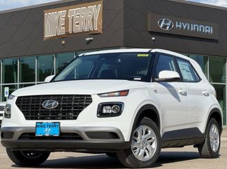 New 2025 Hyundai Venue SE image 1