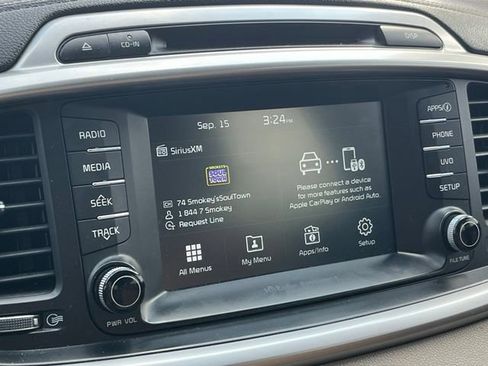 Used 2017 Kia Sorento AWD w/ LX Convenience Package image 22