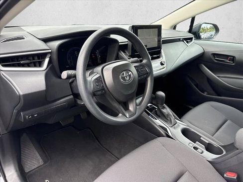 Used 2026 Toyota Corolla LE FWD image 9