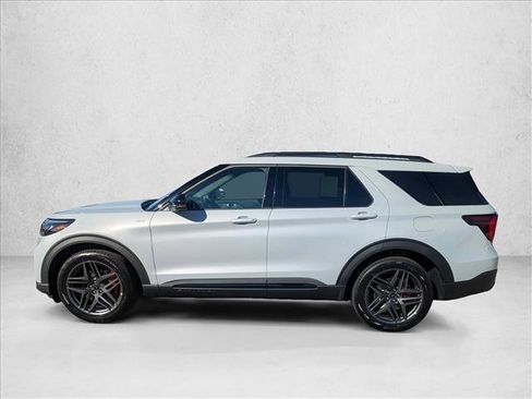 New 2026 Ford Explorer ST-Line w/ ST-Line Street Pack image 5