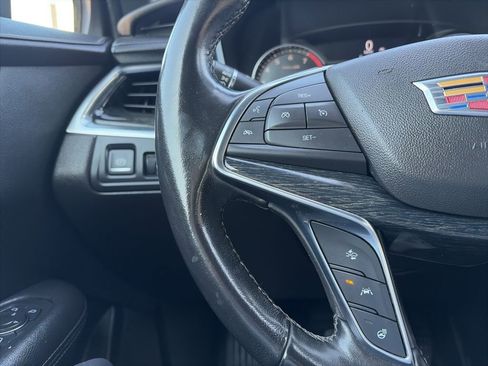 Used 2021 Cadillac XT5 Premium Luxury image 17
