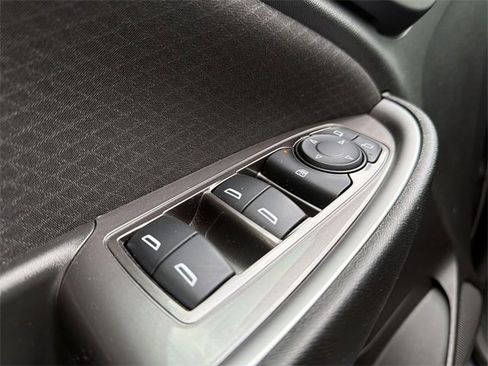 Used 2022 Chevrolet Malibu RS image 13