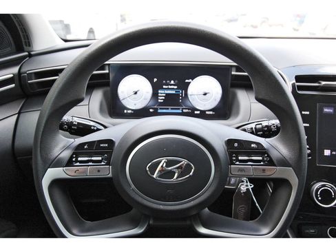 Used 2024 Hyundai Tucson SE FWD image 16