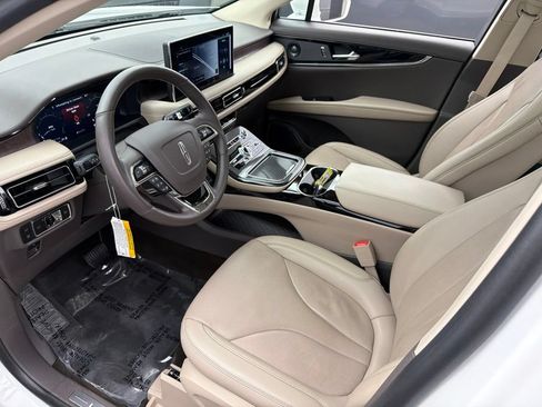 Used 2023 Lincoln Nautilus Reserve w/ Equipment Group 201A AWD/4WD image 11