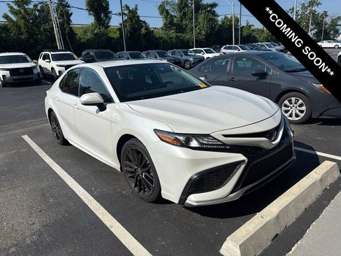 Used 2024 Toyota Camry XSE FWD image 1