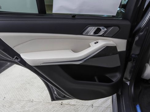 New 2026 BMW X5 xDrive40i image 19