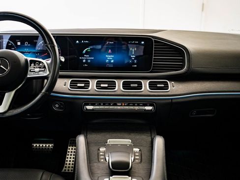 Certified 2022 Mercedes-Benz GLS 450 4MATIC image 31