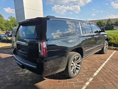 Used 2019 GMC Yukon XL Denali w/ Denali Ultimate Package AWD/4WD image 4