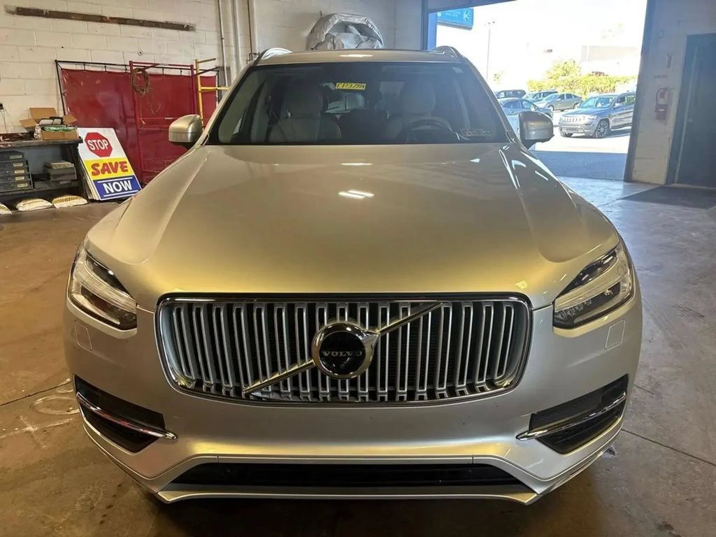 Used 2018 Volvo XC90 T6 Inscription w/ Luxury Package AWD/4WD image 12